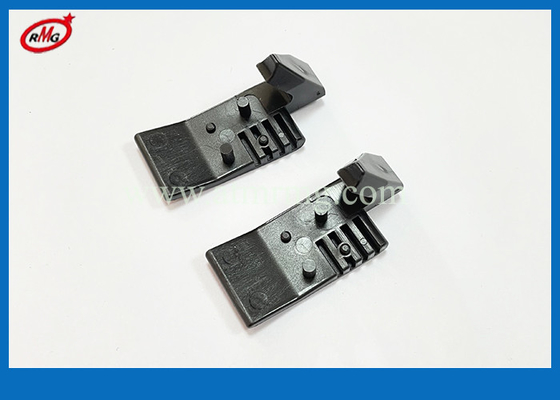 قطع غيار أجهزة الصراف الآلي 445-0756286 NCR S2 Pick Module Lower Skid Guide LH 445-0756286-45